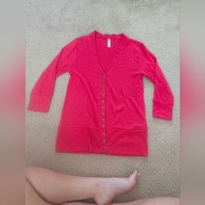 Red Button-Up Quarter Sleeve Cardigan